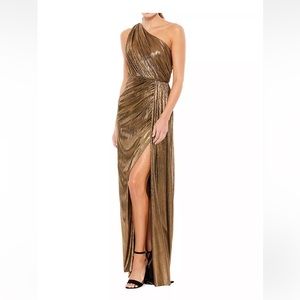 Mac Duggal leena Metallic Asymmetric Wrap Gown